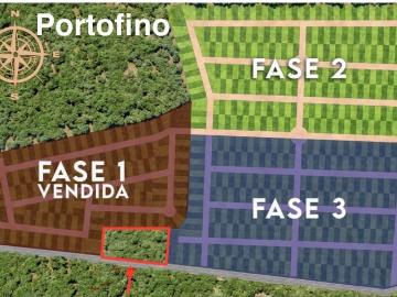En Venta terreno en Chicxulub Puerto frente al parque e?lico