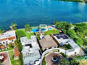 En Venta Terreno en Residencial Isla Dorada Cancun