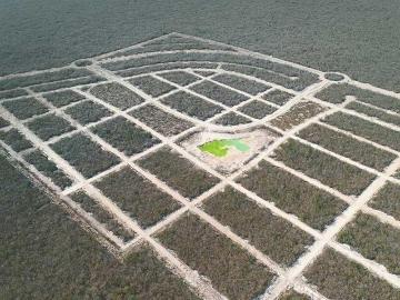 En venta terreno residencial Privada Quadra