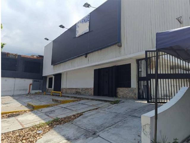 En venta Terreno y Quinta Comercial ubicado en Campo Alegre /#RO