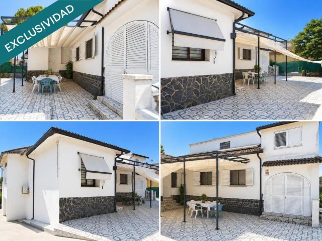 En venta un Exclusivo chalet estilo Mediterráneo en una urbanización de Sils