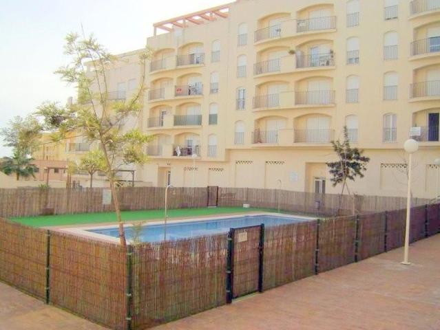 EN VENTA UN EXCLUSIVO PISO EN SEGUNDA LÍNEA AL MAR