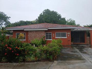 En venta, Villas de la Colonia, Chame