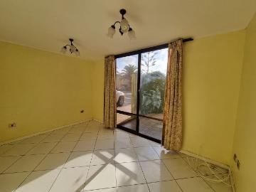 En venta amplia casa en condominio de sector norte