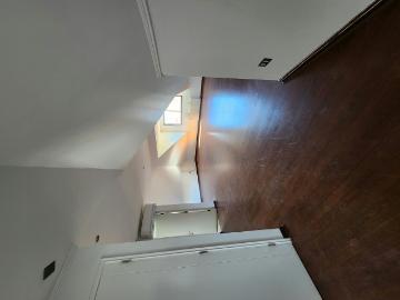 En venta amplia casa en condominio del real i | 6 dormitorios por 10700.00 en Chillán