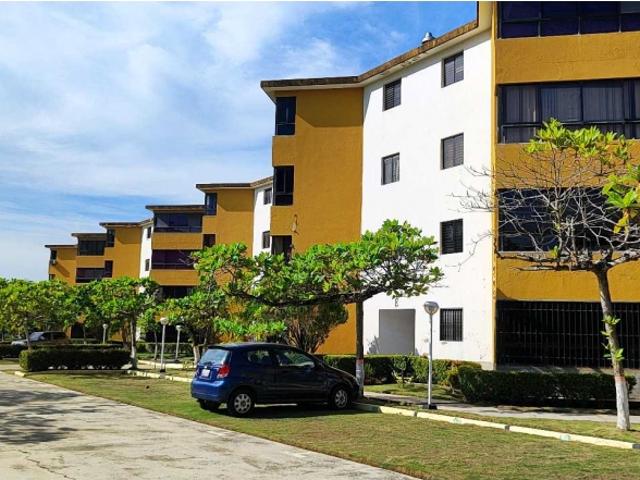 En venta apartamento 57m2 Flamingo Suites Higuerote 1844