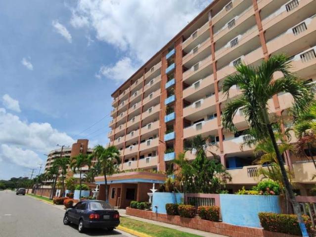 En venta apartamento 63m2 2h/2b/1p Puerto Encantado 5586