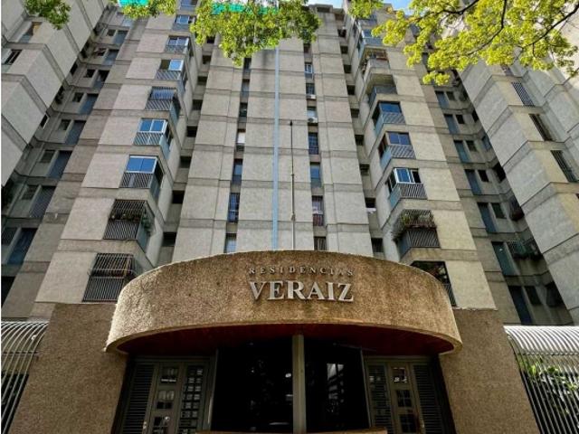 En Venta Apartamento 102m2 Los Chorros 0710
