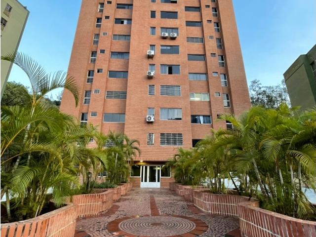 En Venta apartamento 138m2 Lomas del Avila 3733