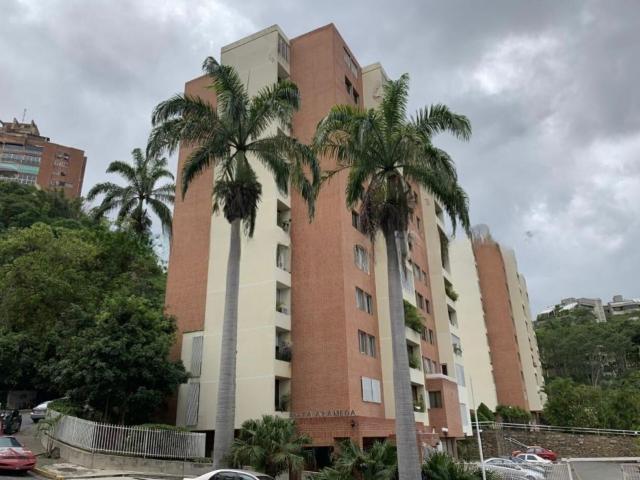 En venta apartamento 323m2 La Alameda para remodelar
