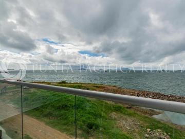 En Venta Apartamento Tipo Estudio de 1 Habitacion En PH Naos Harbour Island