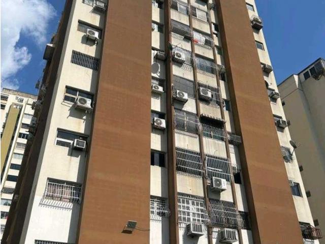 En Venta Apartamento Urb. Andrés Bello. Las Delicias. Maracay Aragua