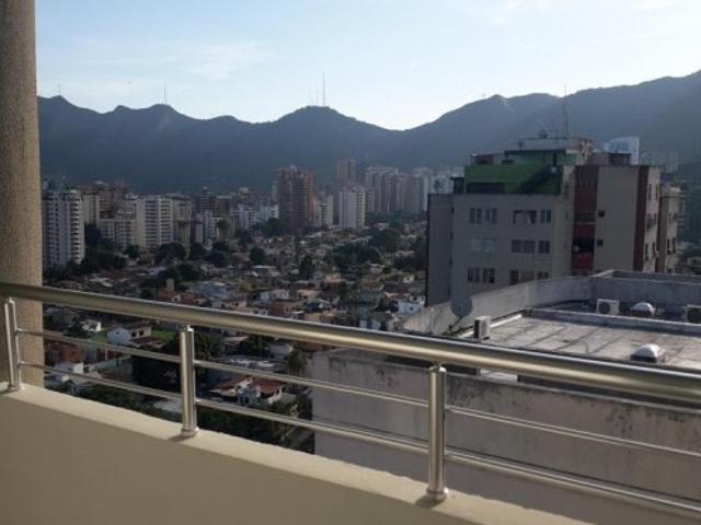 En Venta Apartamento Con Financiamiento Codigo1658543