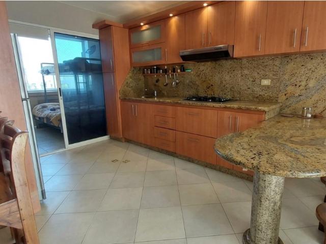 En venta Apartamento en conjunto Macarena, tucacas VE56 038ZT JVAR