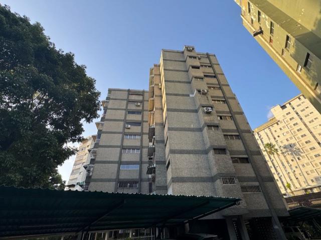 En Venta Apartamento en El Cafetal. Baruta Caracas