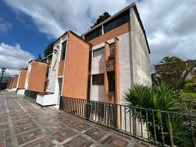 En Venta Apartamento en Rosalito San Antonio de los Altos