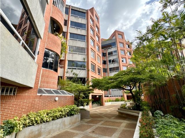 En Alquiler Apartamento en Sebucan calle cerrada. Sucre Caracas