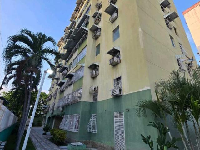 En venta apartamento en Base Aragua, Maracay