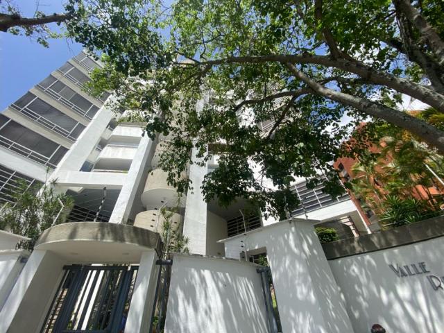 En venta apto. Colinas de Valle Arriba 557 m2, 3H+S/4B+S/5P