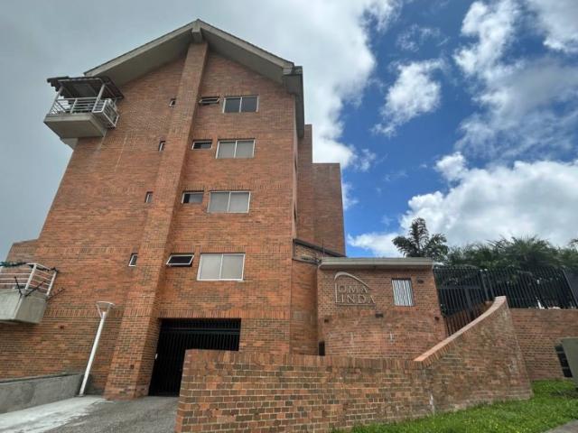 EN VENTA APTO LOMA LINDA 92 MTS 2H/2B/2PE