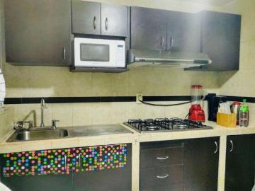 EN VENTA BONITO DEPARTAMENTO REMODELADO
