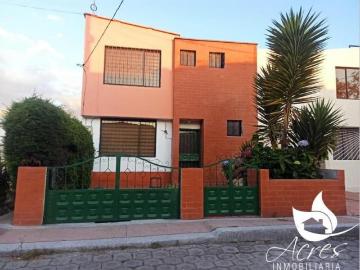 EN VENTA BONITA CASA EN CAYAMBE CONJUNTO RESIDENCIAL NÁPOLES Casa en Venta en Cayambe