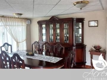 EN VENTA BONITA CASA EN EL CENTRO DE CAYAMBE Casa en Venta en Cayambe