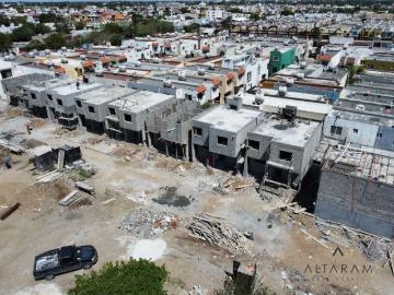 EN VENTA BONITAS CASAS EN LA COLONIA LUNA LUNA, CD. MADERO