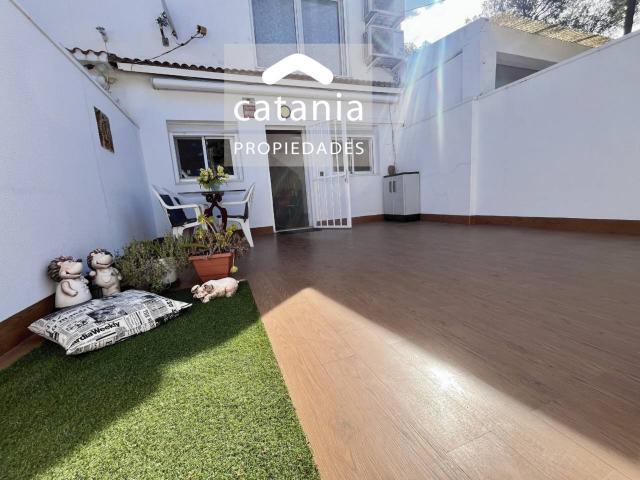 En venta Bungalow dúplex tipo casa adosada