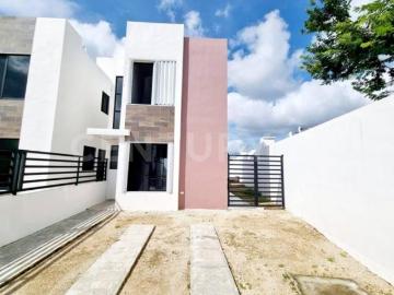 En venta casa a estrenar en Marsella III, Playa del Carmen P4287