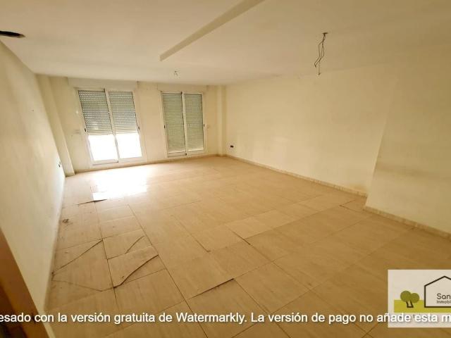 EN VENTA CASA ADOSADA EN SALZADELLA CASTELLÓN CON 3 HABITACIONES