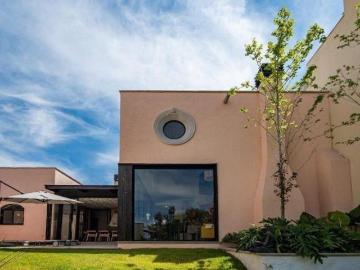 En Venta Casa de Lujo con 3 Recámaras y Amueblada en San Miguel