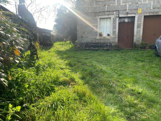 EN VENTA CASA DE PIEDRA CON TERRENO AMPLIO EN CALDAS DE REIS CERCA DEL CAMINO DE SANTIAGO PORTUGUÉS