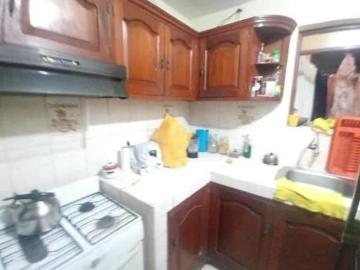 En venta casa de pisos azotea villa el salvador