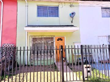 En venta | Casa de 2 pisos en Quillota – $81,9 millones