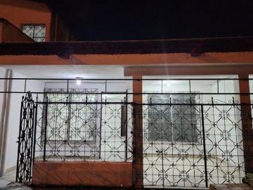 ¡En venta Casa de 3 habitaciones en Fidel Velazquez, Mérida!