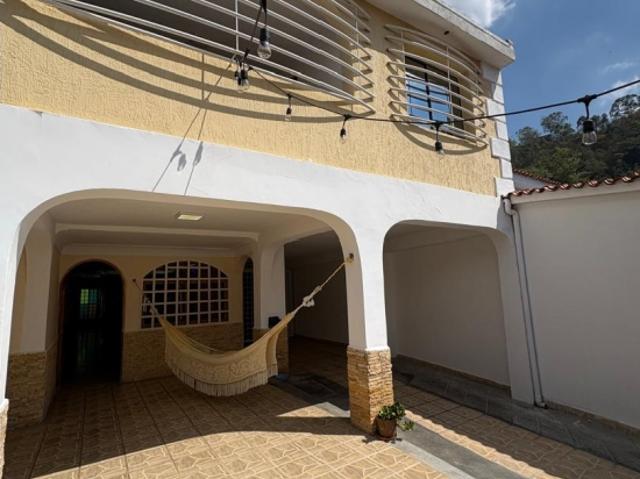 Casa en venta Las Mucuritas Parque Urbanizacion Colinas de Carrizal
