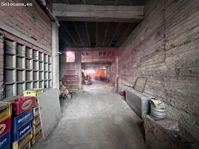 En venta casa para rehabilitar a dos minutos aproximadamente de la muralla