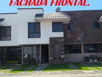EN VENTA CASA VILLAS DE TONANITAL, 2 NIVELES, 3 RECÁMARAS, 3.5 BAÑOS, 2 ESTAC ACEPTAMOS CRÉDITOS