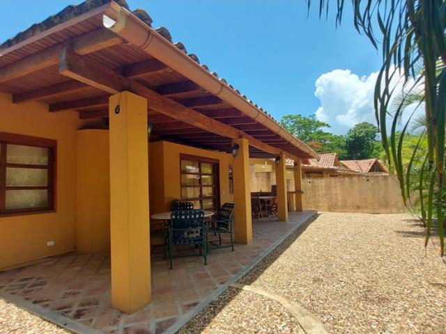 Vendo casa 96m2 El Poblado El Retiro Morrocoy