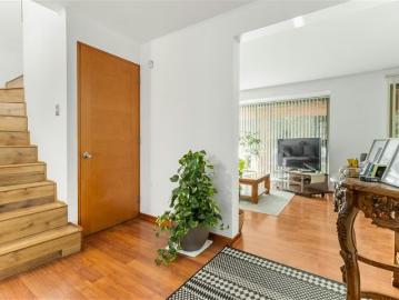 En Venta Cómoda Casa Familiar En Condominio. Las Pircas | 3 Dormitorios por 10200.00 en Peñalolén