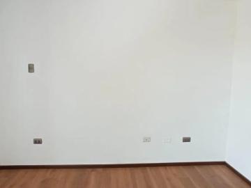 En venta departamento en urb los pinos vallecito