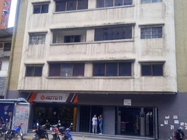 En venta edificio comercial Av. Universidad Caracas