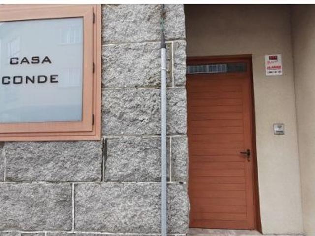 EN VENTA EDIFICIO CON 12 HABITACIONES Y BAJO COMERCIAL EN GALICIA