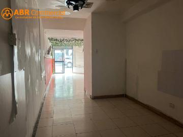 En venta Edificio esquinero 765.74m² 3 plantas Cdla. Kennedy