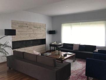 En venta excelente departamento con gran terraza 4 recámaras Lomas Country Club