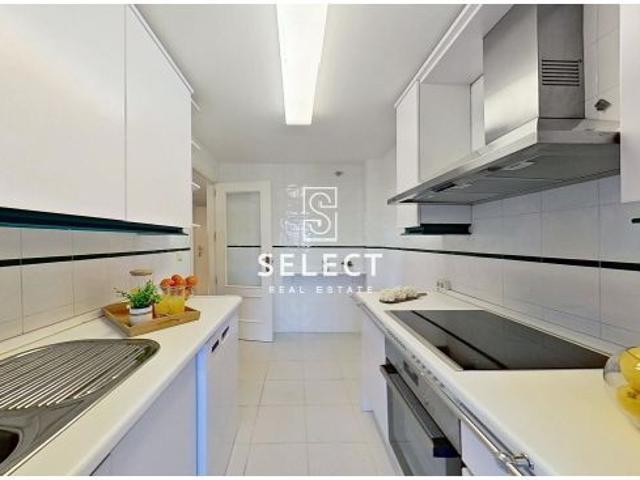 EN VENTA EXCLUSIVO APARTAMENTO EN MARBELLA PUERTO BANÚS