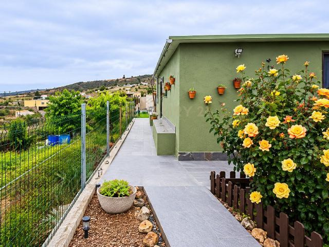 EN VENTA FINCA RUSTICA CON CONSTRUCCION EN FASNIA