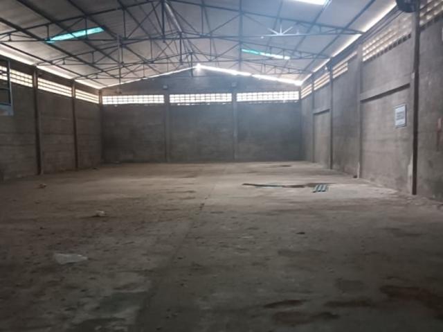 En Venta Galpón Comercial en Irapa Edo. Sucre