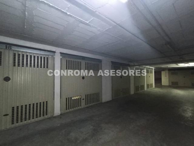 EN VENTA GARAJE CERRADO TIPO BOX. EXCELENTE UBICACION. MUY RESIDENCIAL